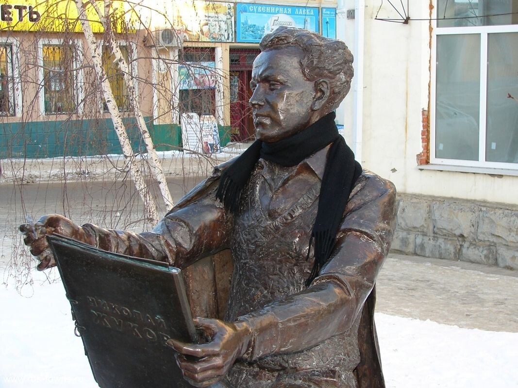 Фрагмент скульптурной композиции