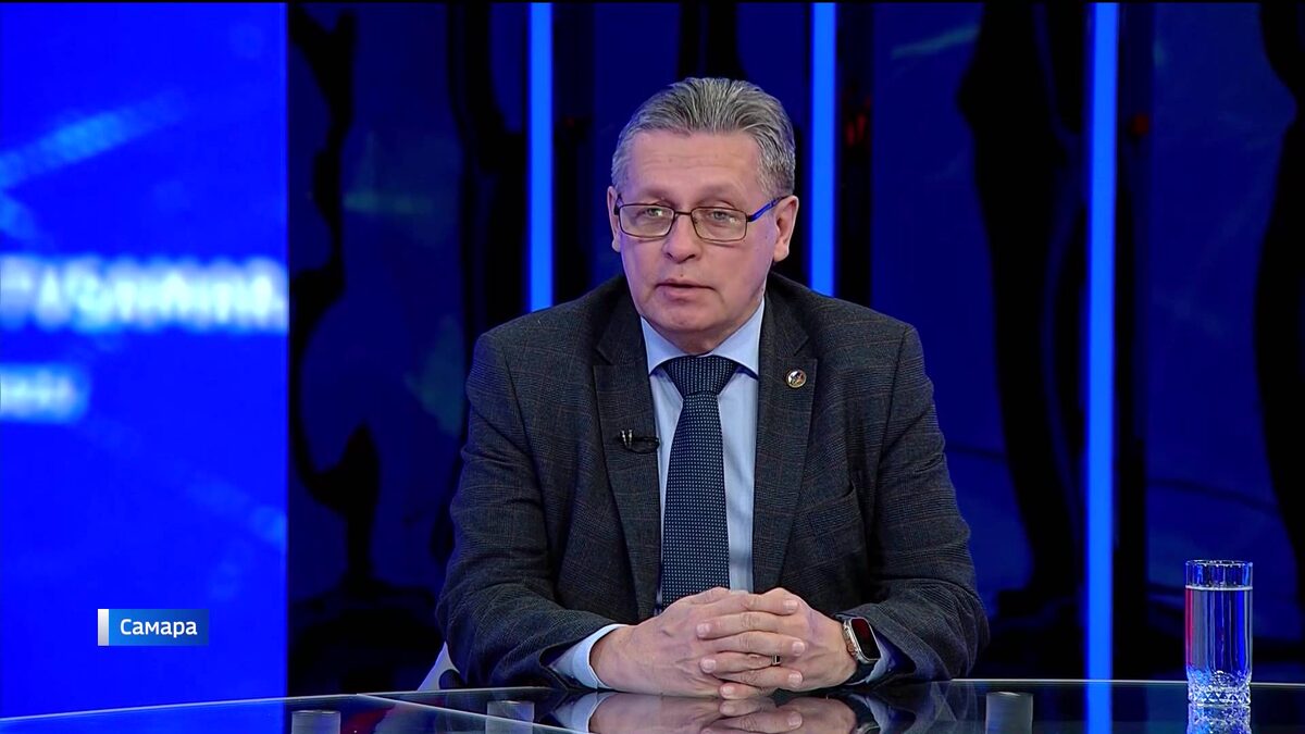    Рифат Сабитов рассказал, для чего в России придумали медиаплатформу «Смотрим»