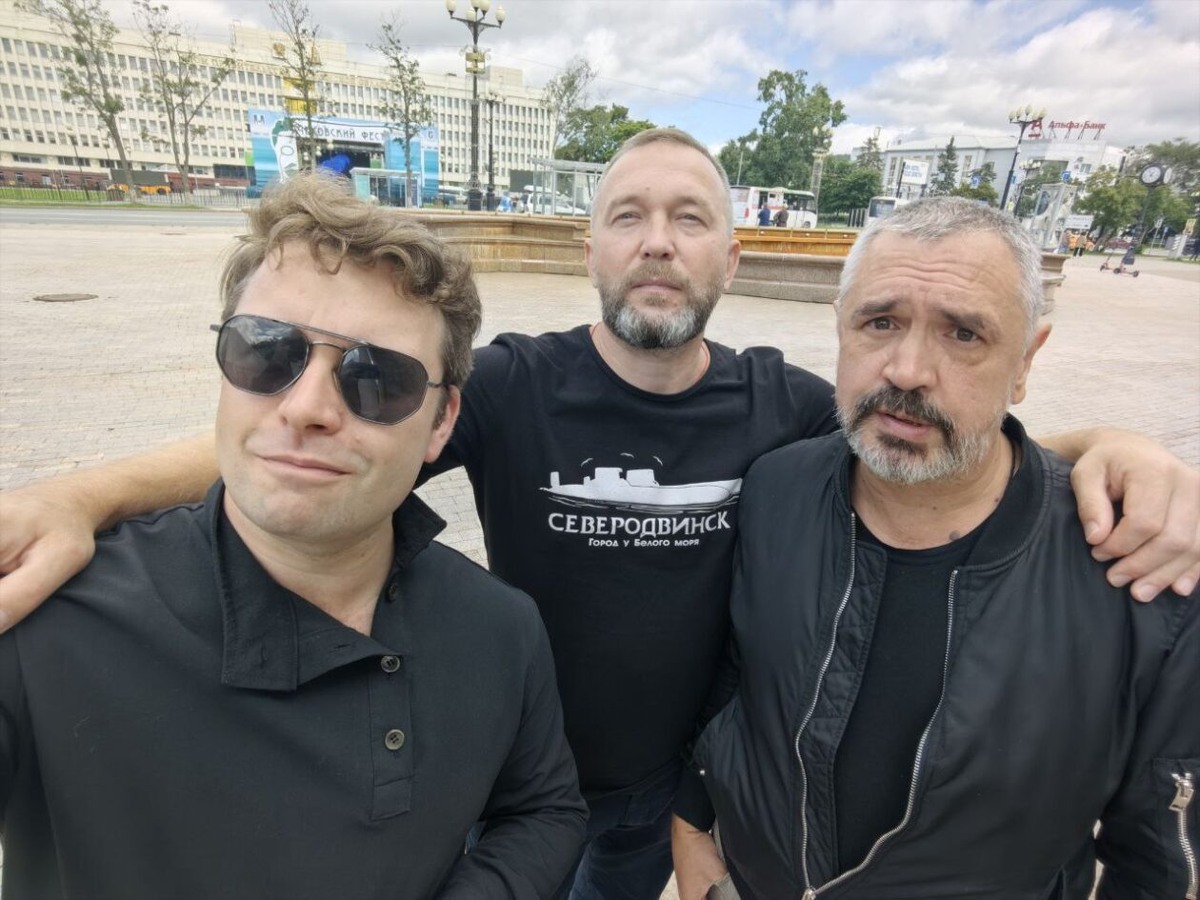 Александр Пелевин, Андрей Рудалёв, Дмитрий Артис / тг