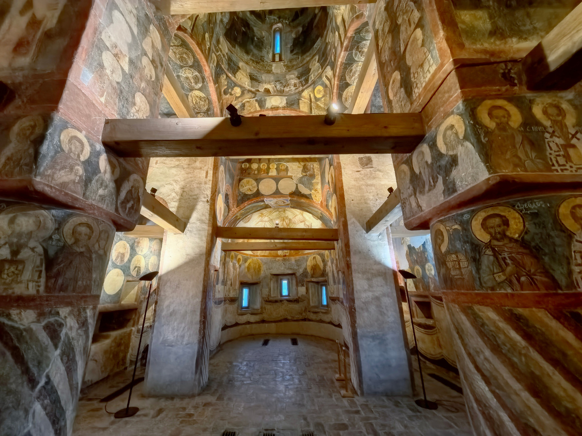 Фото автора. Роспись церкви. 