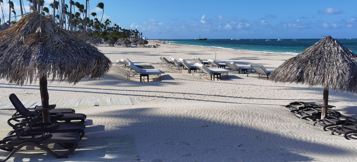 Пляж в Баваро