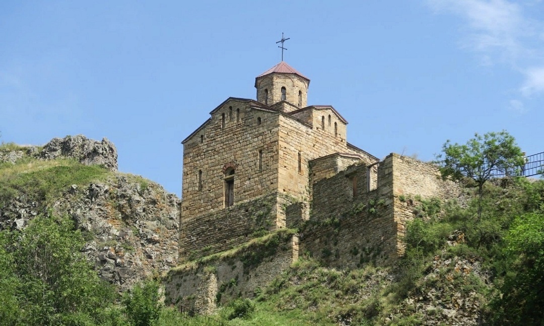 Шоанинский аланский храм в Карачаево=Черкесии.