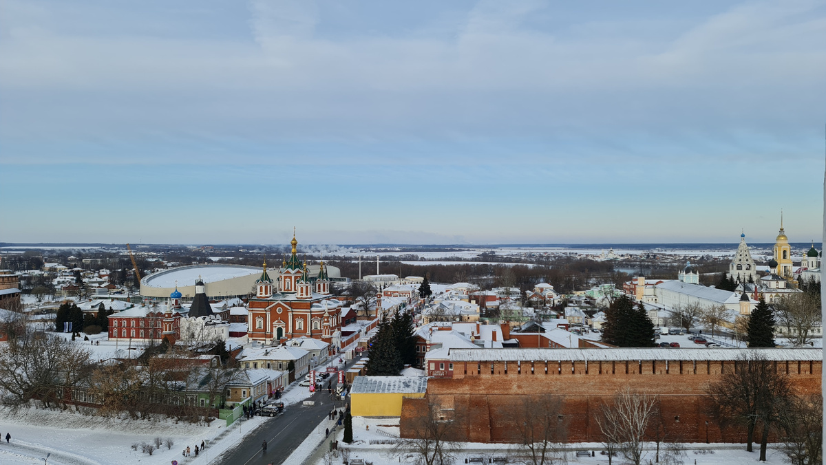 Вид с колокольни Церкви Иоанна Богослова — одного из самых высоких зданий Коломны.