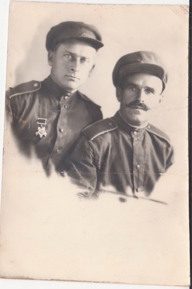 Моии дедущка и бабушка