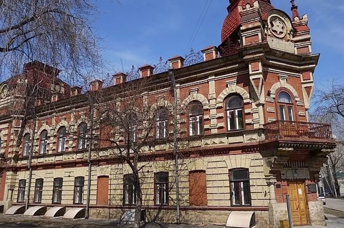    В наши дни в Доме Файнберга находится областной художественный колледж.