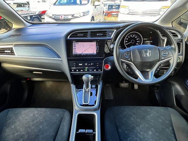 Фото салона, листайте.