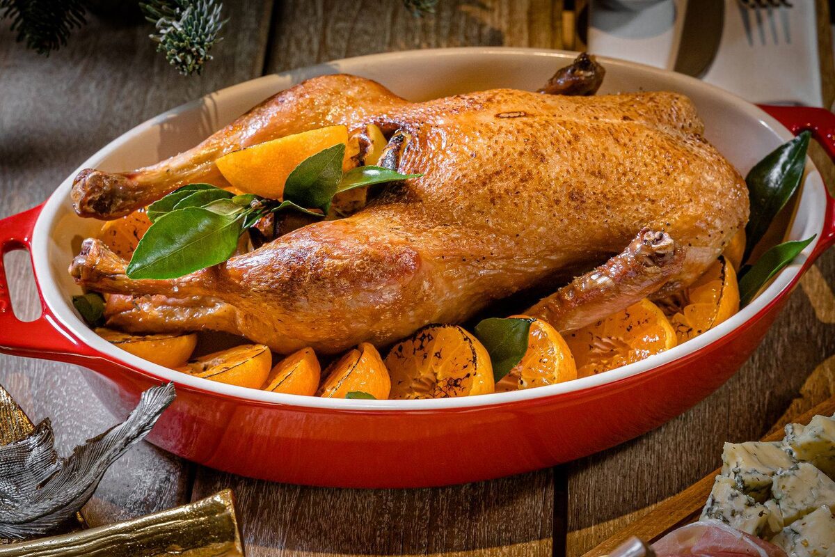 Тут на донышке - апельсины для пущего аромату и кислинки