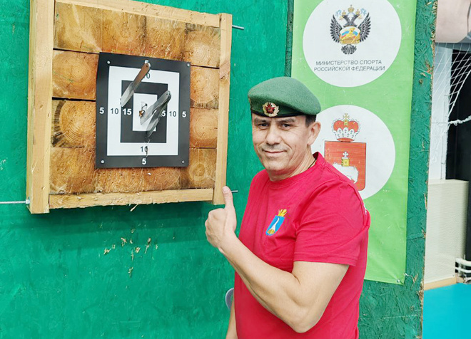 Кунгуряк Дмитрий Новокрещенных стал первым в спортивном метании ножа