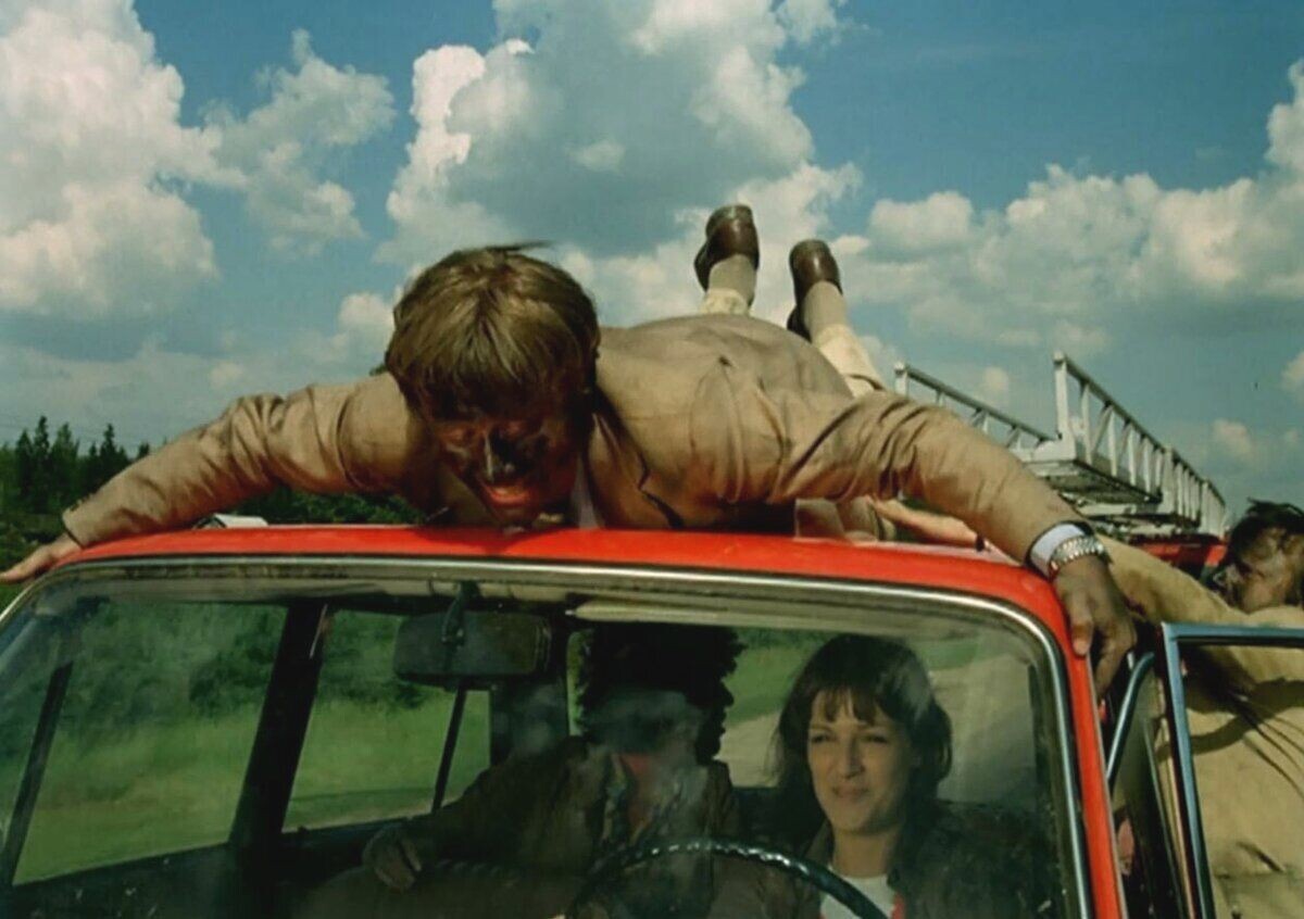 Кадр из фильма «Невероятные приключения итальянцев в России»