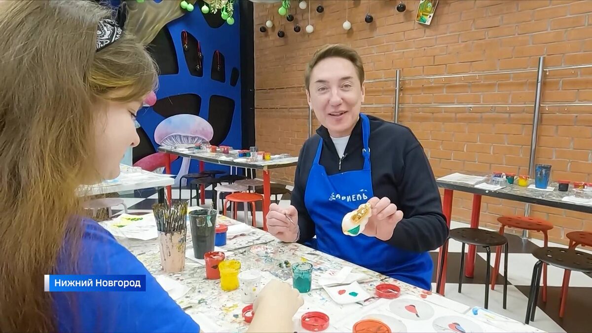    В программе «Говорит и показывает Уфа!» приготовим блюда из разных сыров и распишем ёлочную игрушку