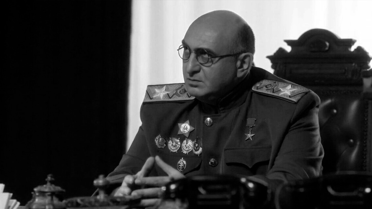 Сцена из х\ф "Берия". Источник Яндекс картинки