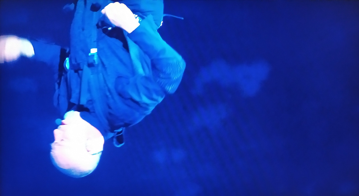 Peter Gabriel "Growing Up Live" - Peter Gabriel himself