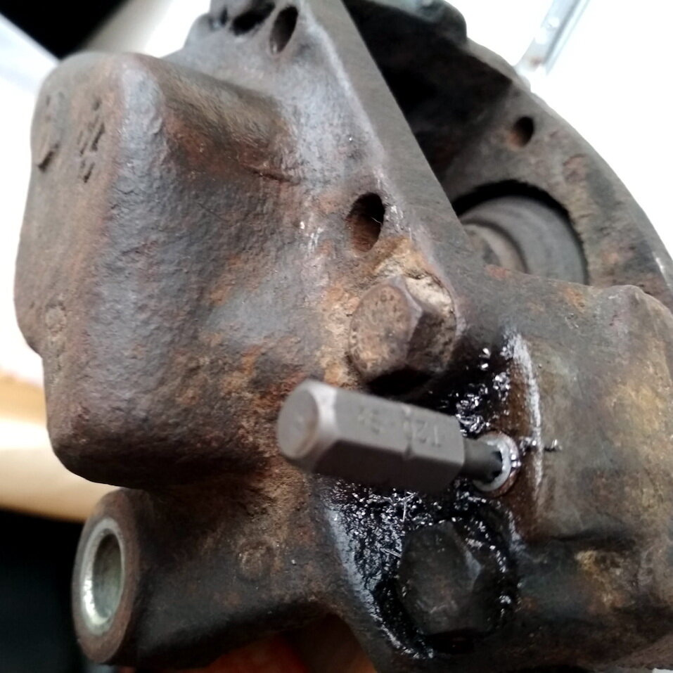 В 70% случаев помогает.