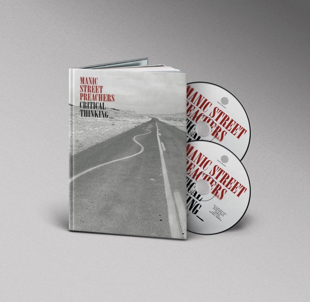 Critical Thinking» — новый, 15-й, студийный альбом звезд альтернативного рока Manic Street «Critical Thinking» — альбом, в котором тексты песен, проникнутые глубокими душевными переживаниями, сочетаются с самыми цепляющими и захватывающими мелодиями, когда-либо записанными группой.

Новый сингл с впервые ведущим вокалом от басиста/автора текстов Ники Уайра «Hiding In Plain Sight» доступен уже сейчас. Первоначально вдохновленная строкой поэтессы Энн Секстон, песня противопоставляет пугливое ощущение среднего возраста — когда автор жаждет «держать шторы задернутыми весь день» — великолепно воодушевляющей мелодии, которая черпает вдохновение в классическом рок-н-ролле 70-х годов. Песня включает в себя ведущий вокал Ники Уайра и дополнительный вокал Ланы МакДонаг.

Deluxe издание на 2CD включает оригинальный альбом и демо-треки на втором диске.