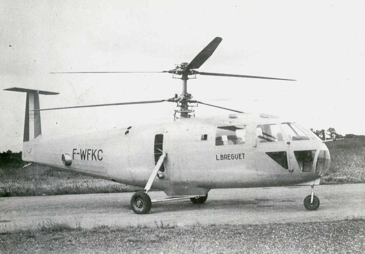 опытный вертолет SFG G 111 на земле