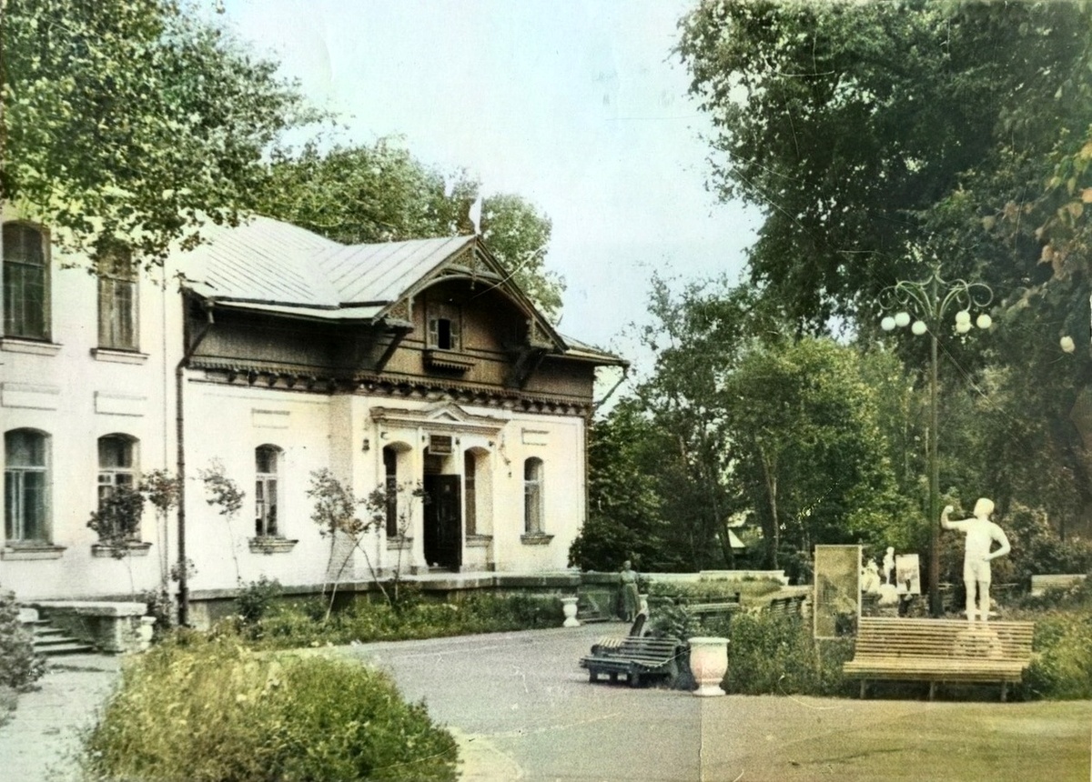 Дворец пионеров в Бежице