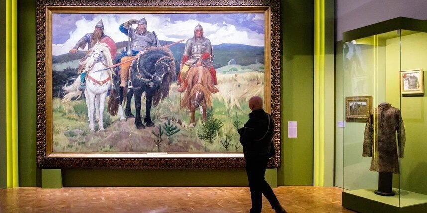    Алена Бобрович