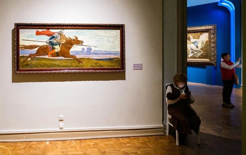    Алена Бобрович