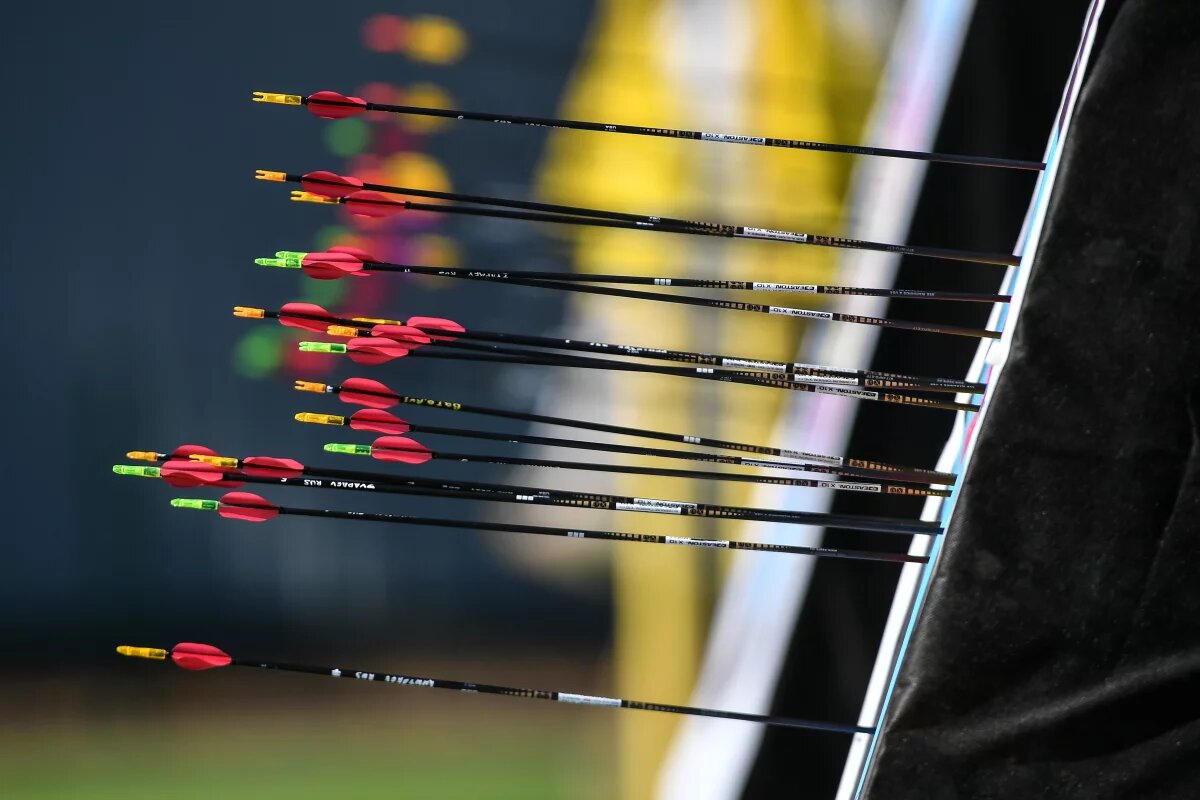    Пронзил грудь.