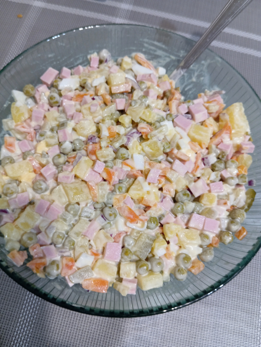 Просто оливье, не на праздник