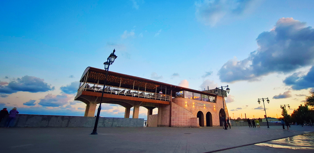 Кафе "На семи ветрах" в Евпатории 