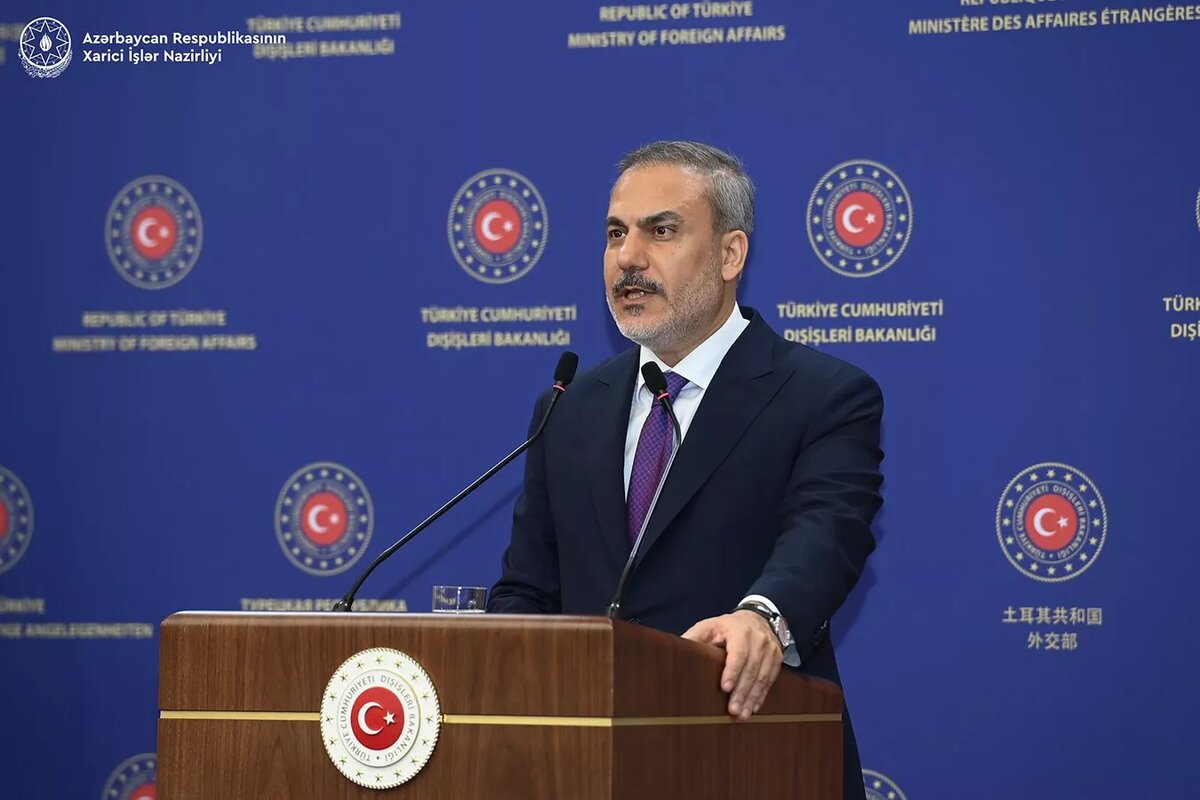 © Photo : official site of MFA of AR