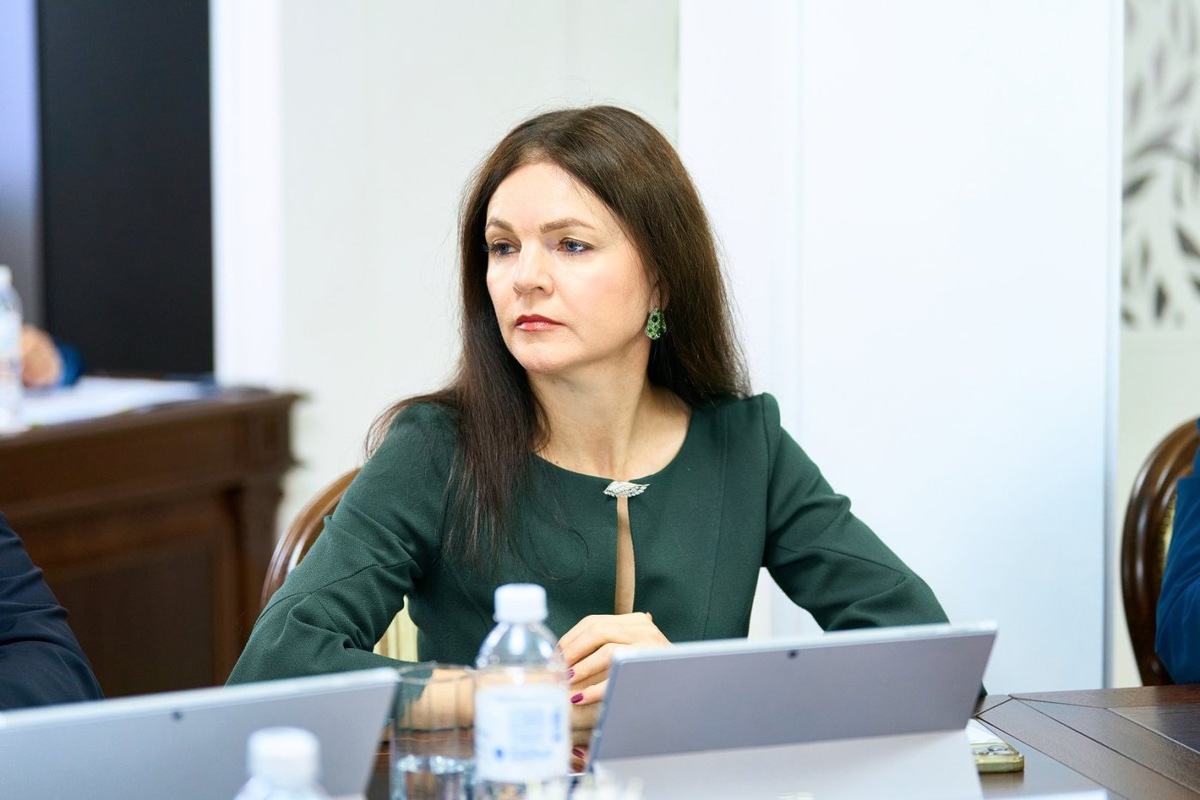    Замгубернатора Югры призвала чиновников исключить бюрократизм и формализм в работе с участниками СВО