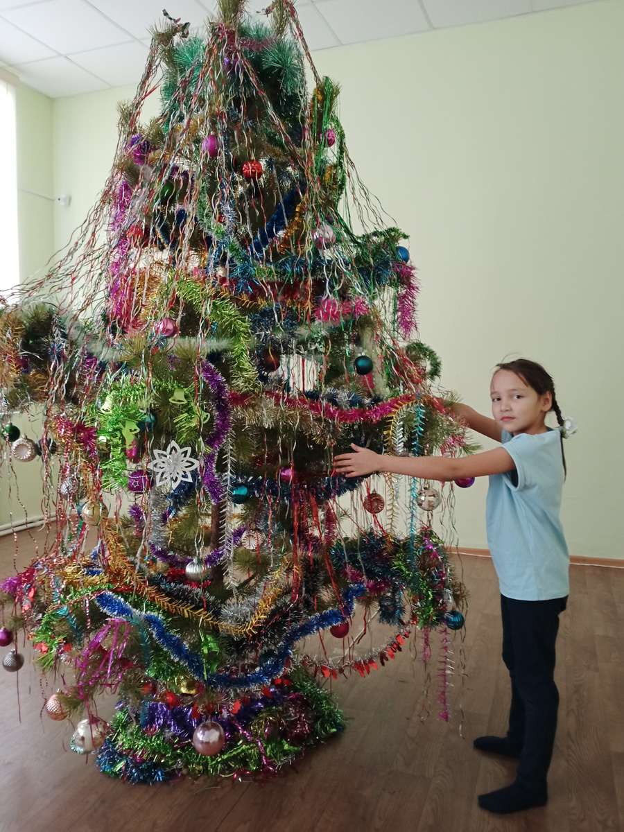 Елка в школе искусств. 