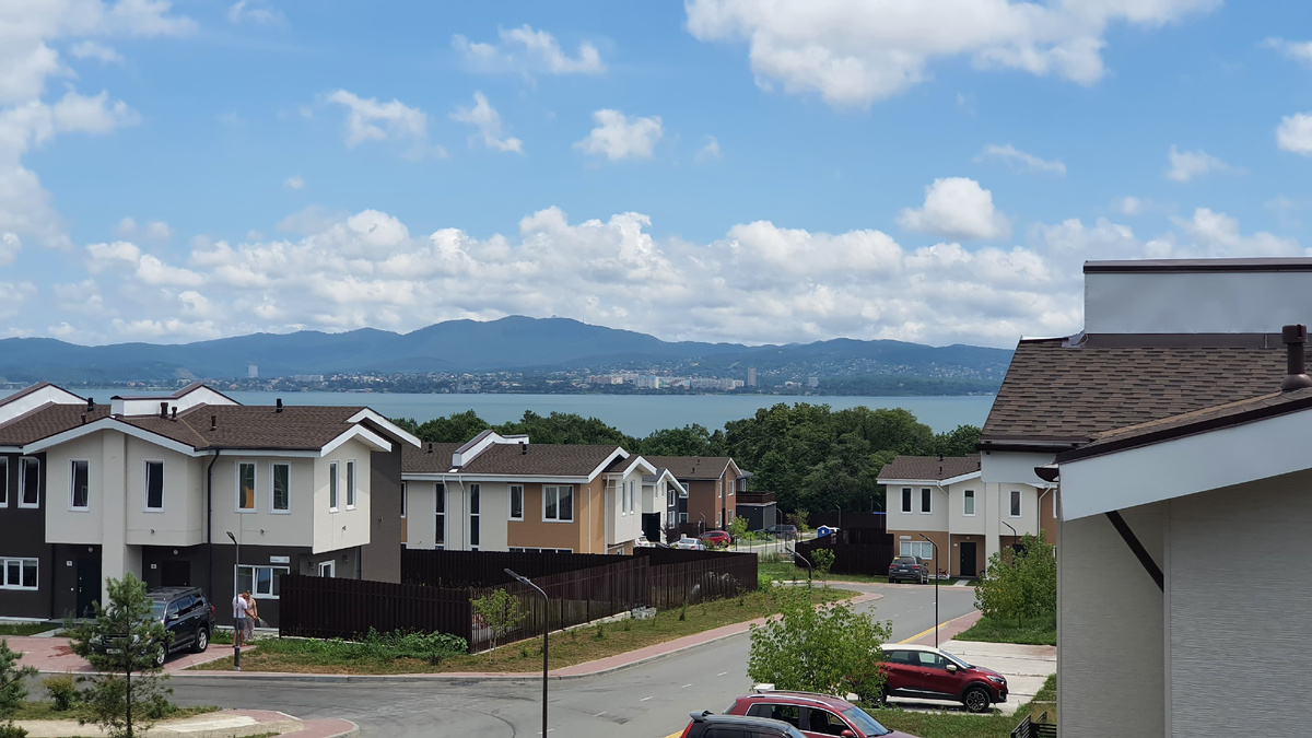 Вид с окна спальни