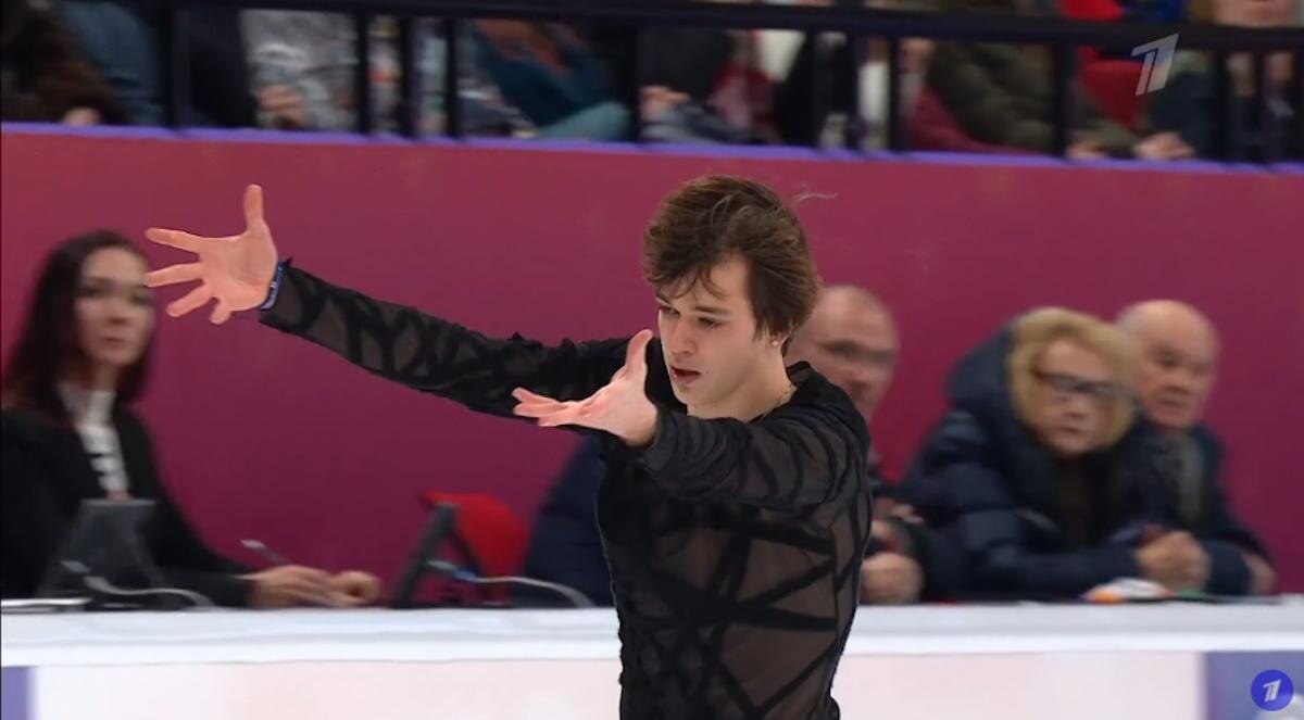     Скриншот с видео. Ист. — сайт Первого канала Фотография взята из открытых источников.