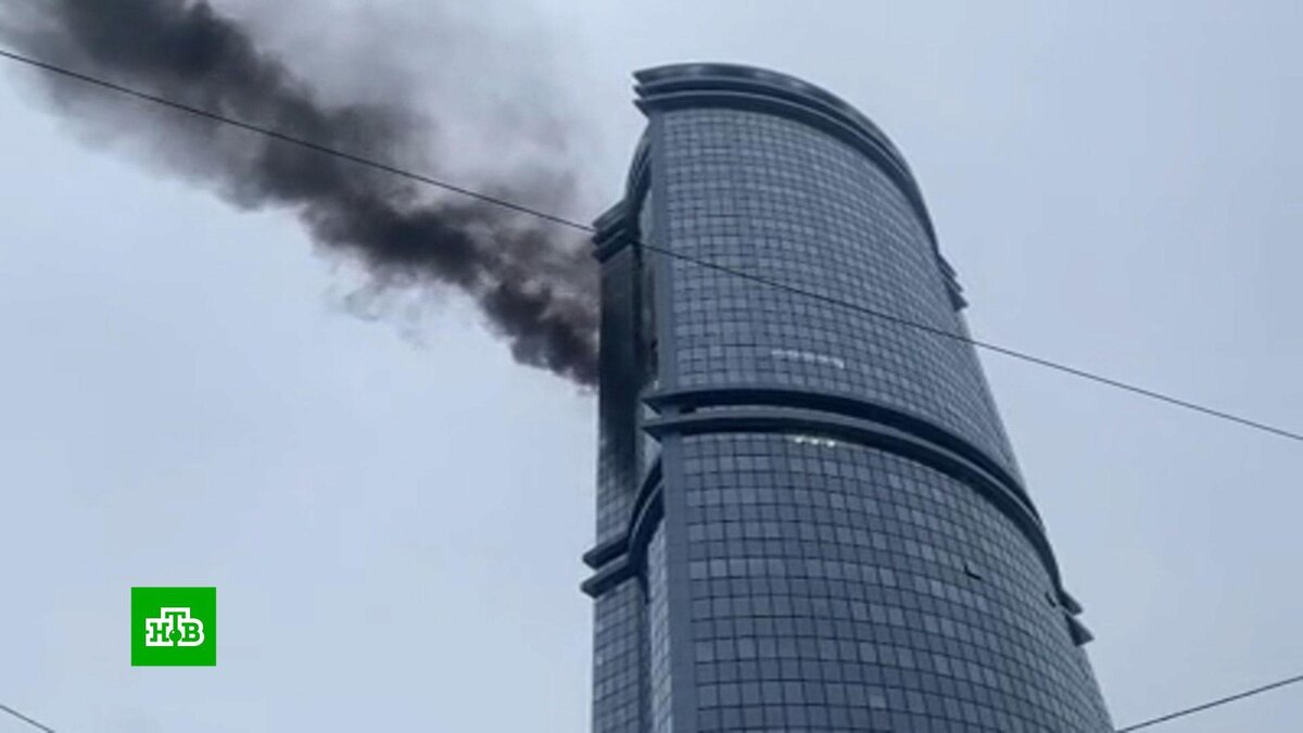    Массированную беспилотную атаку на Казань ВСУ устроили с разных направлений