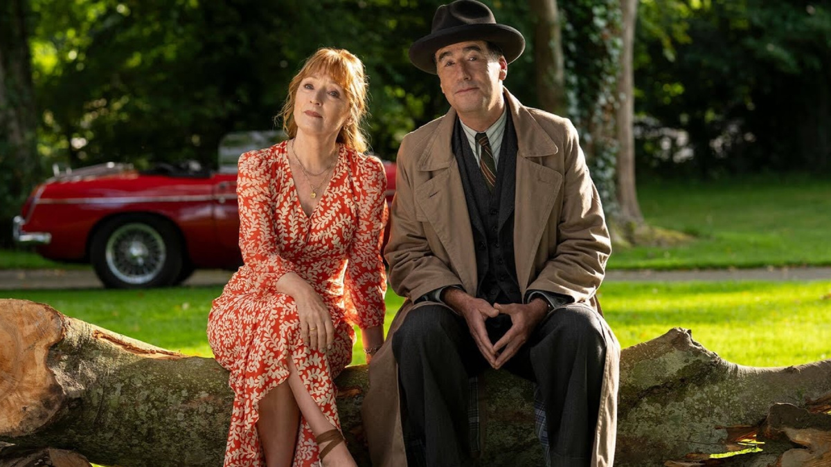 Кадр из сериала «Совы охотятся ночью»