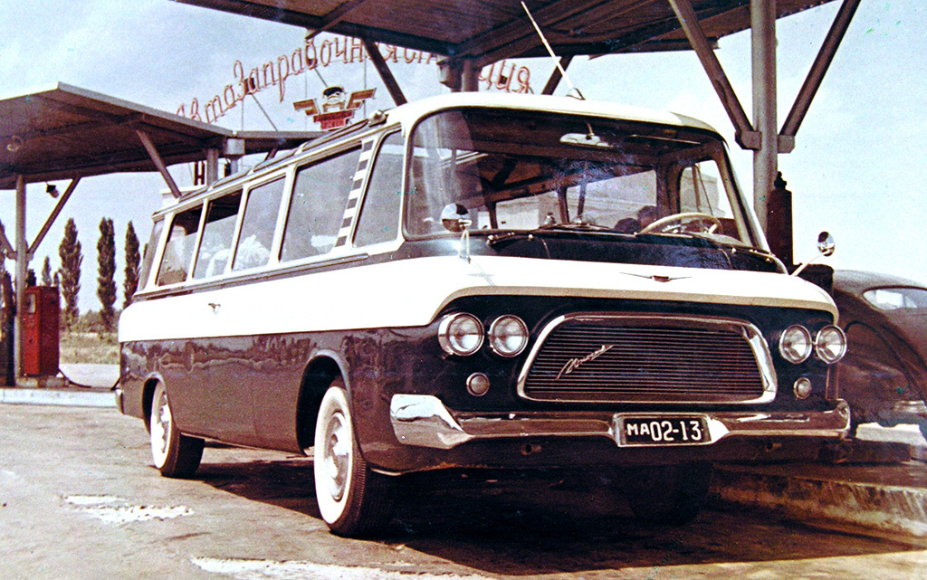 Первый образец ЗИЛ-118 «Юность»