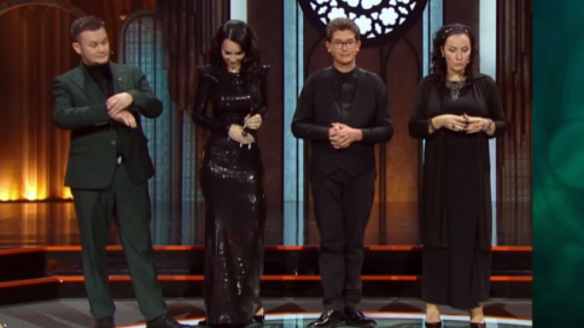 Кадр из шоу «Экстрасенсы. Реванш» на ТНТ