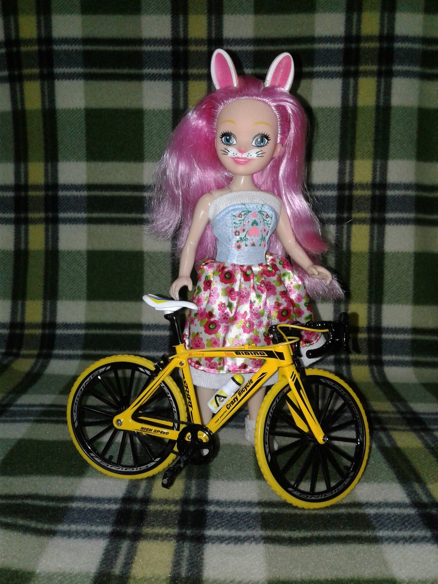 Что попадает в руки к Камилле, обратно не возвращается.