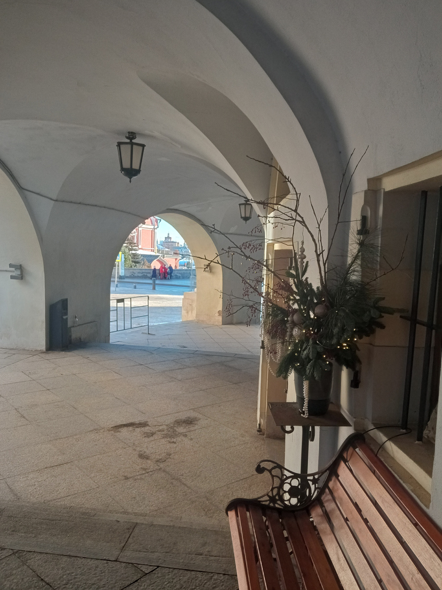 Люблю арки, наверное, потому что каждый день меня окружает другая архитектура