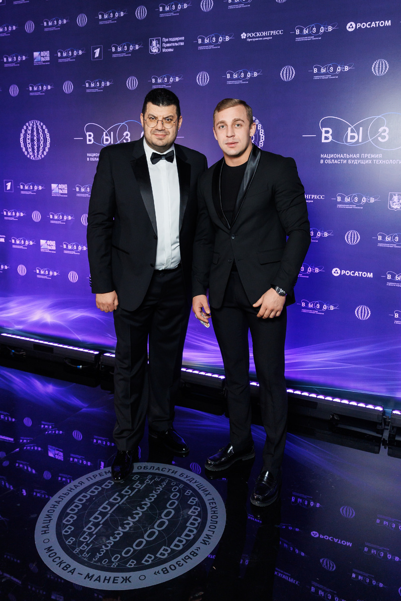 Генеральный продюсер ООО «495 media» Владислав Вульфович и блогер Саша Стоун