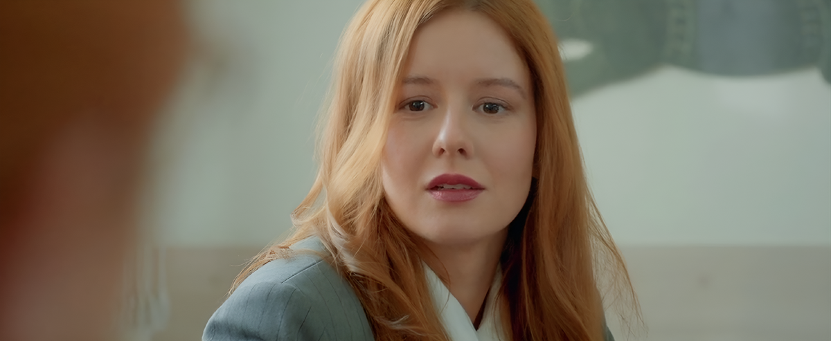 Ирина Старшенбаум в роли Даши. Кадр из фильма "Втроем". Источник: Кинопоиск. 