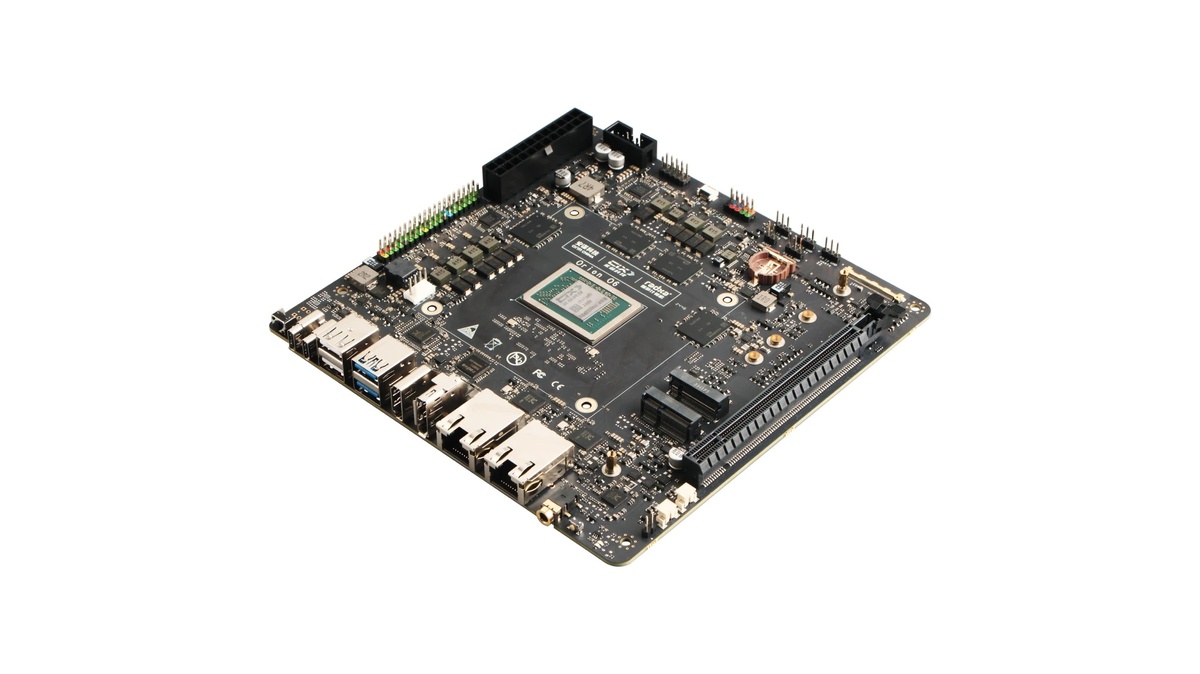 фото Radxa  📷
