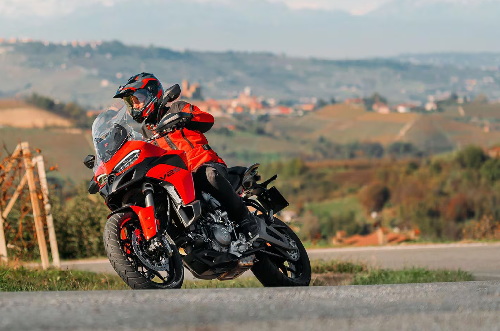 Ducati Multistrada V2 2025 