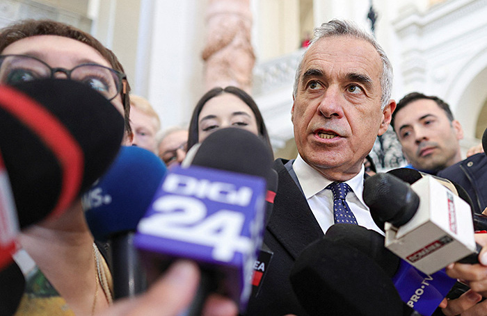    Кэлин Джорджеску, кандидат в президенты Румынии от правых.Octav Ganea/Inquam Photos/Reuters