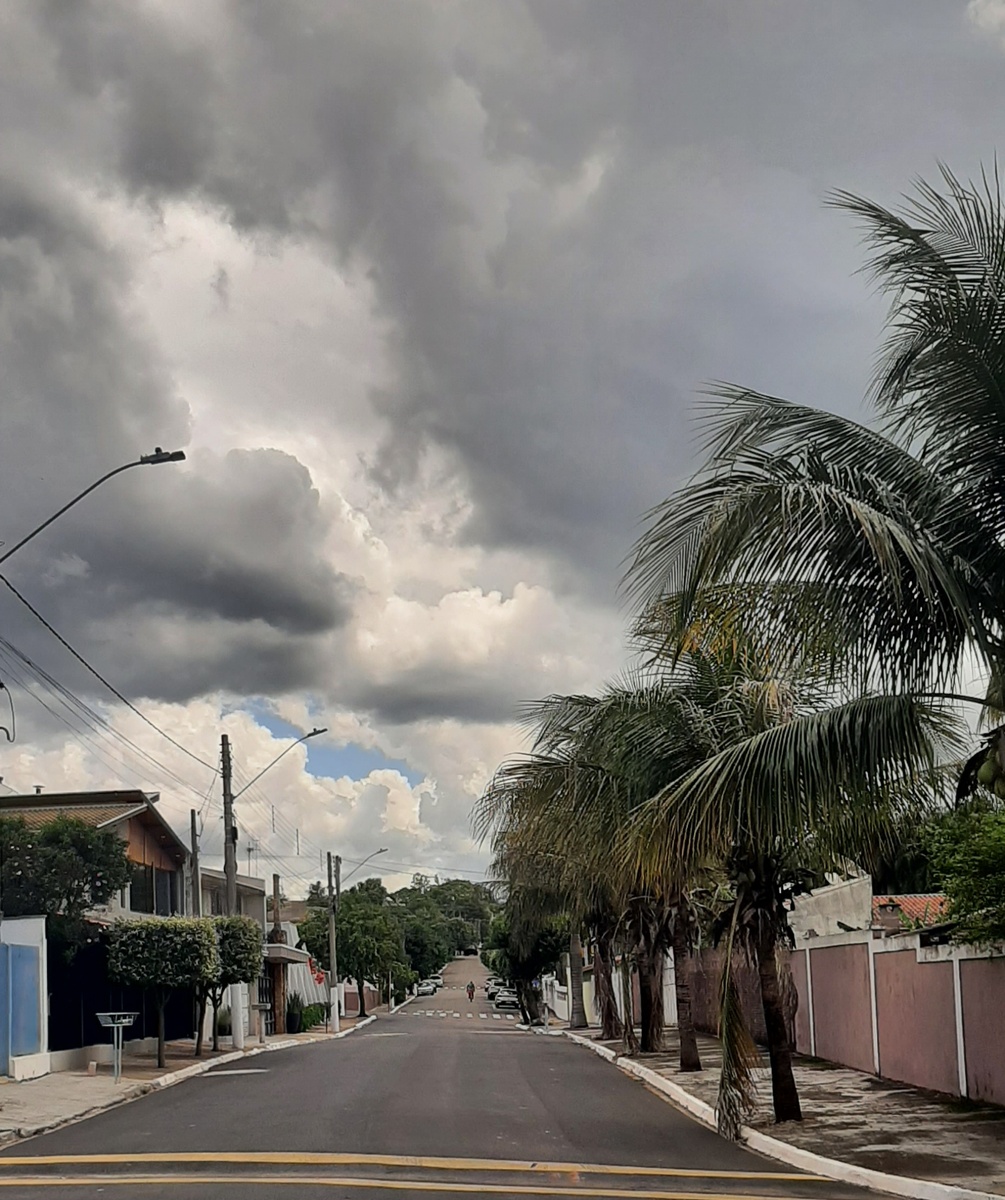 Пасмурная Пирасунунга.