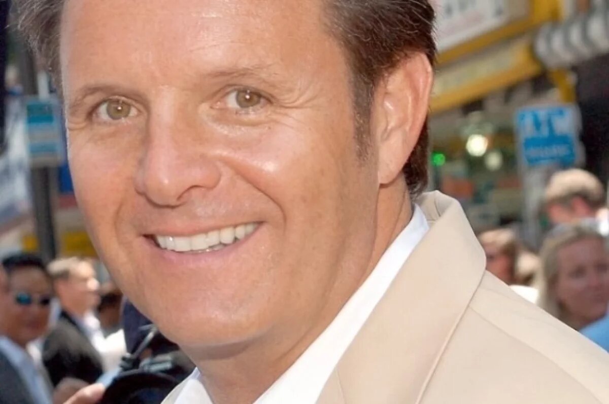    Трамп назначит послом США в Британии телепродюсера Бёрнетта