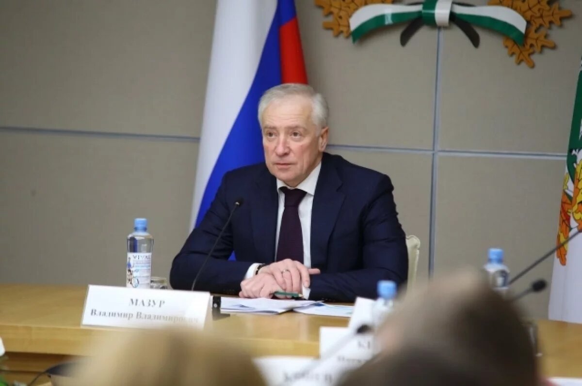    Губернатор Владимир Мазур поздравил томских энергетиков с праздником