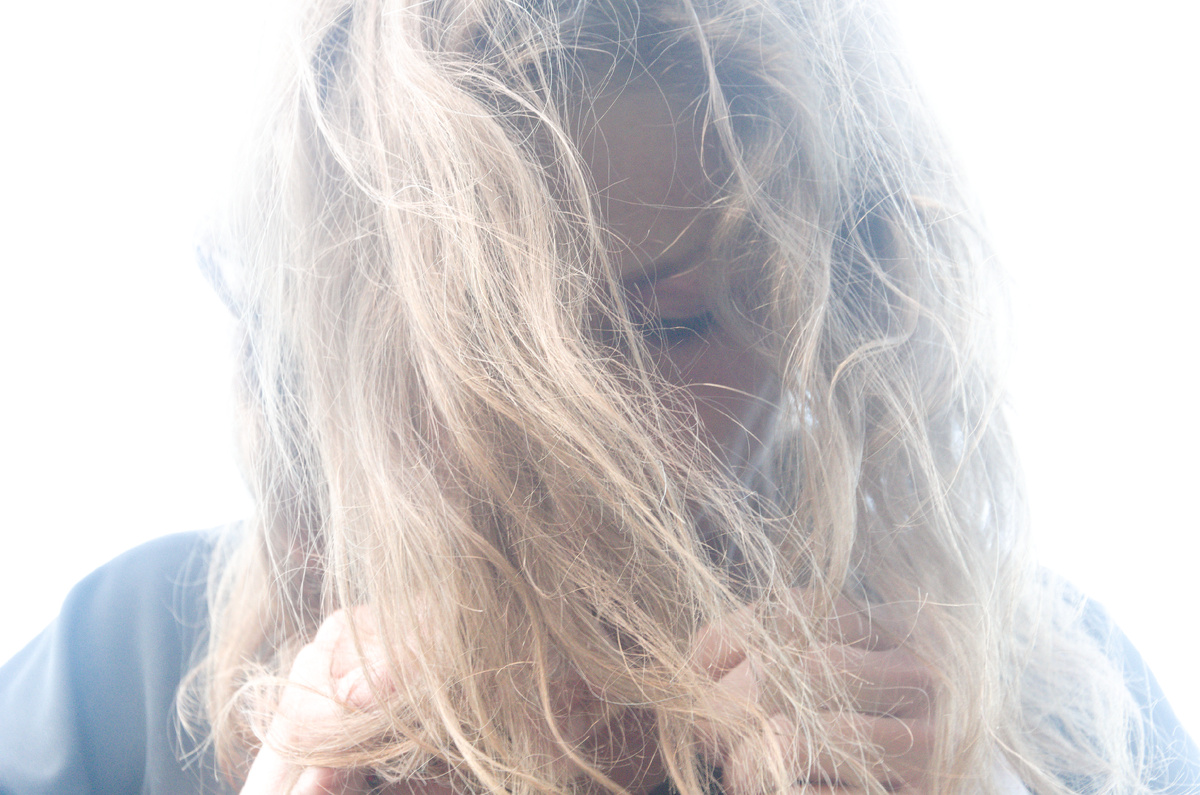 Проанализировала комментарии под последними статьями и поняла, что необходимо прерваться в повествовании событийности и провести теоретическую лекцию о том, кто вообще такие БП и чем такой тип отношений отличается от всех остальных.