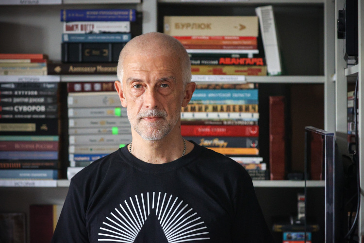    Эдуард Бояков: «Хотелось бы верить, что мы в начале глобального цивилизационного перехода. Хотя есть опасность, что раз — и все придет на круги своя, на экраны вернутся Ургант и Пугачева… Опасность есть, но с каждым днем она все меньше и меньше, надо признать».   
Фото: «БИЗНЕС Online»