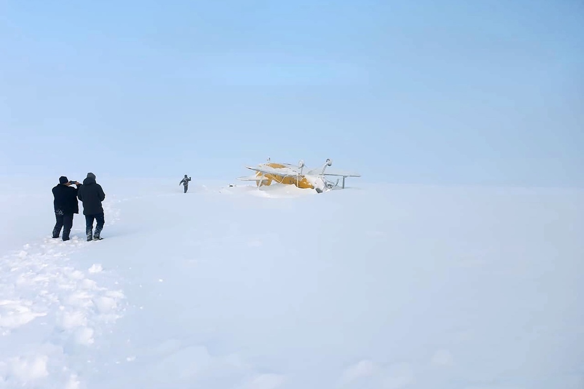    По мнению выживших, им очень повезло, что приземлились в снег./vk.com/lsv_palana