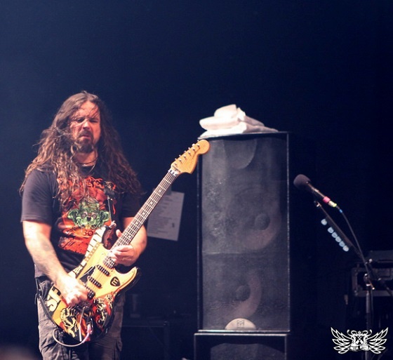 Гитарист Sepultura назвал перезаписанные братьями Кавалера альбомы бессмысленными