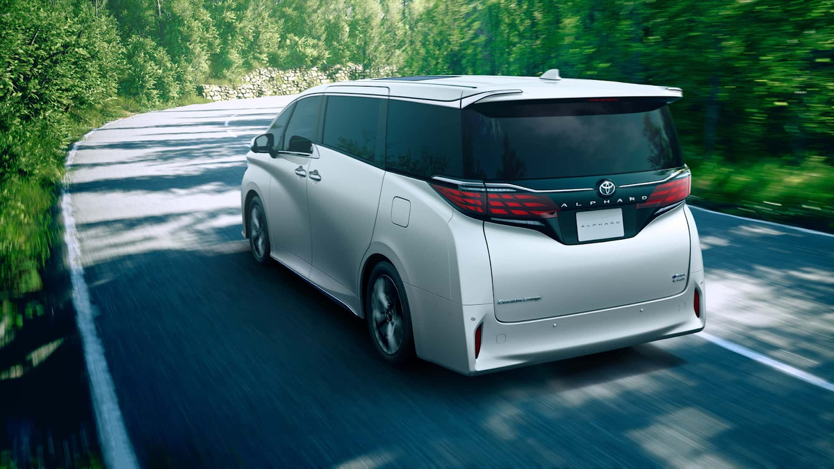 Toyota применяет на практике консервативное развитие и аккуратное внедряет новейшие технологии