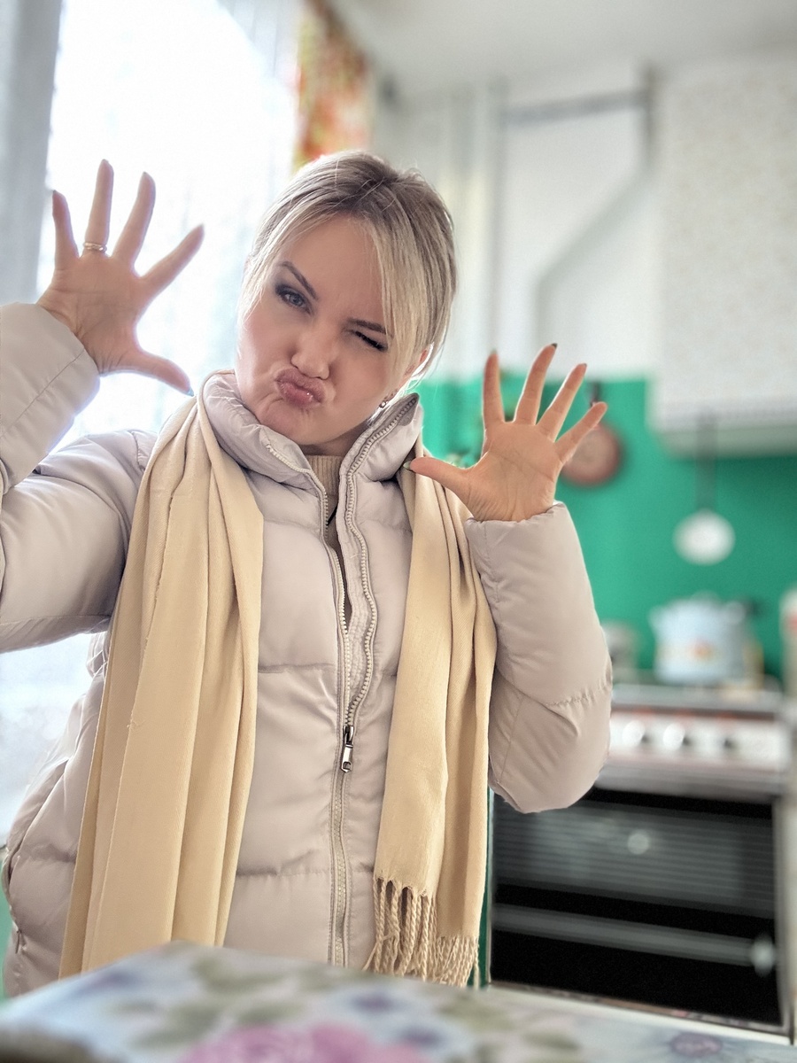 Антонина балуется